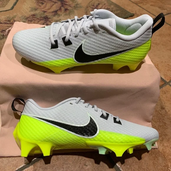 Nike Vapor Edge Speed 360 2 Volt Men's Football